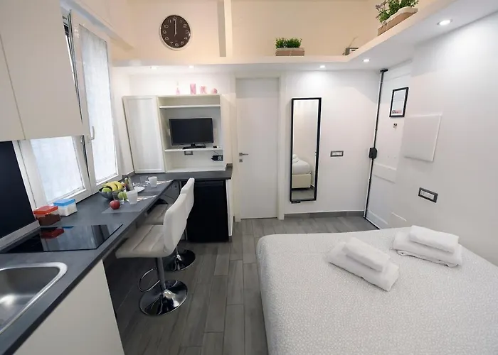 Fram Termini Station アパート